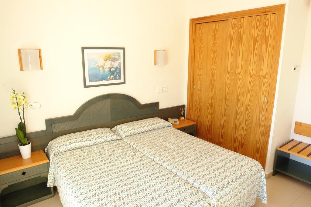 Invisa Hotel Es Pla - Adults Only