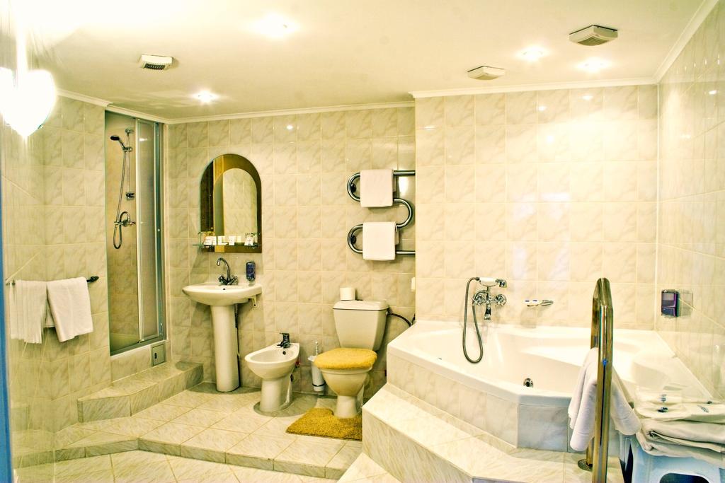 Express hotel