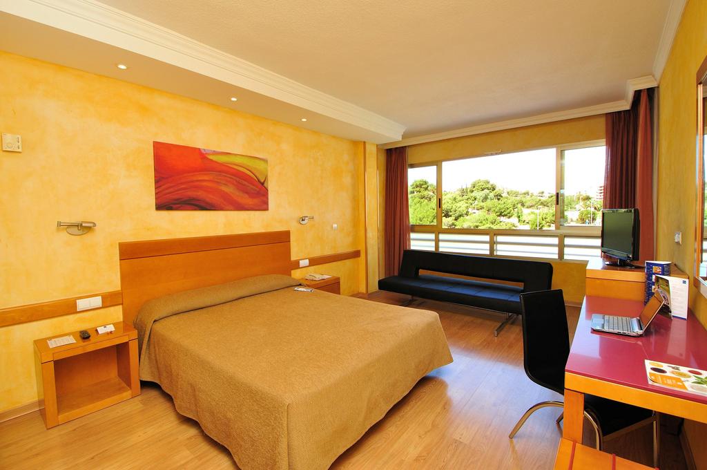 Hotel Maya