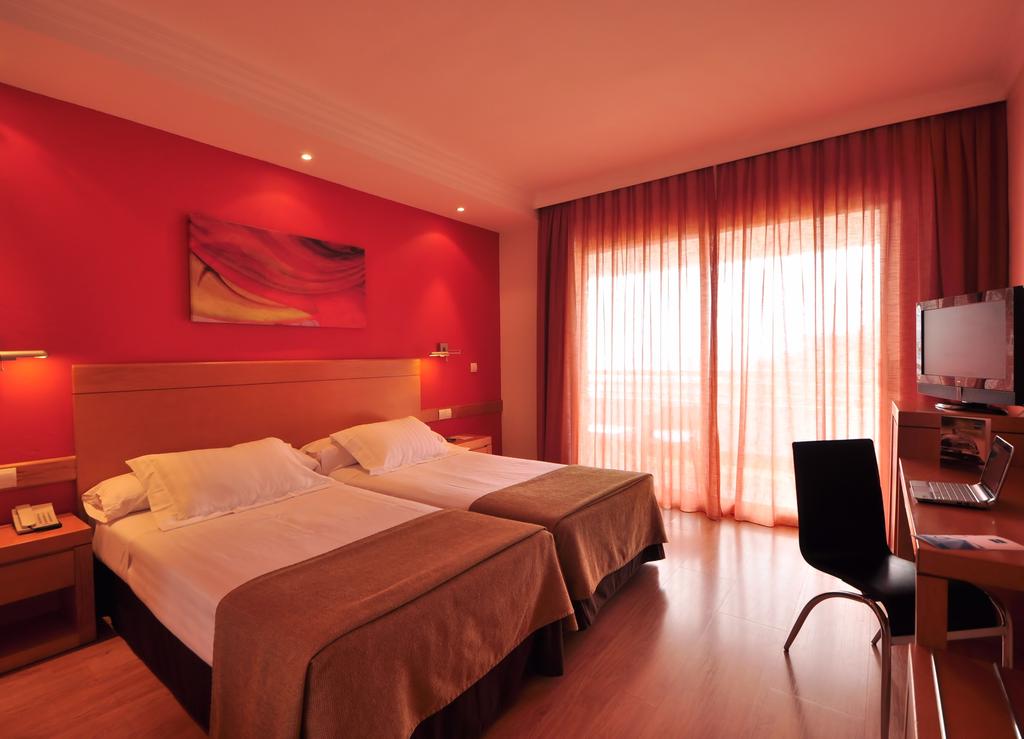 Hotel Maya