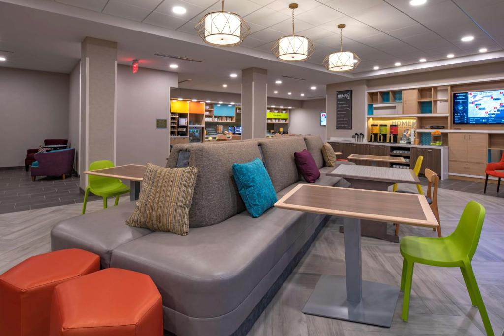 Home2 Suites by Hilton Omaha I-80 at 72nd Street