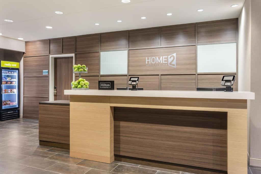 Home2 Suites Cedar Rapids Westdale, IA