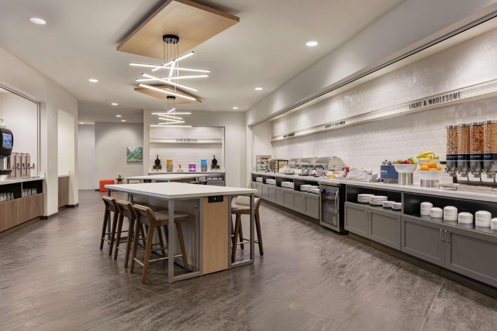 Home2 Suites by Hilton Easton