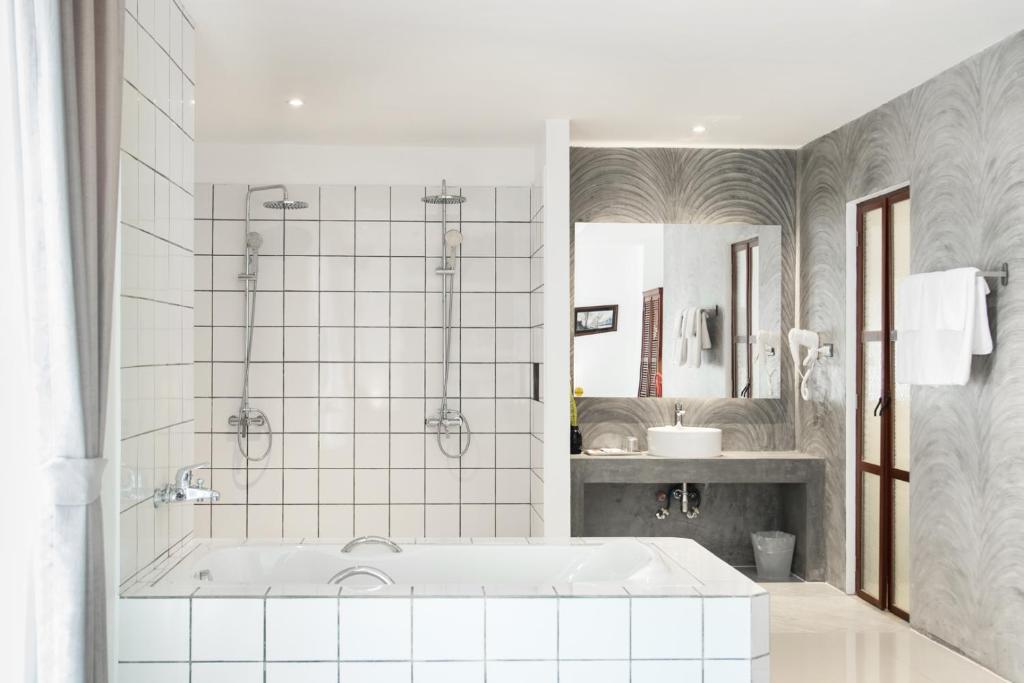 S2 Modern Boutique Hotel