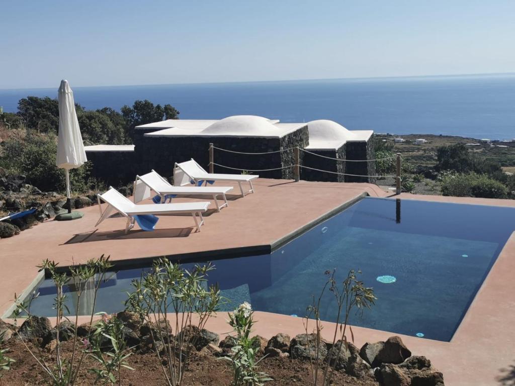 Dammusi Sciuvechi Resort