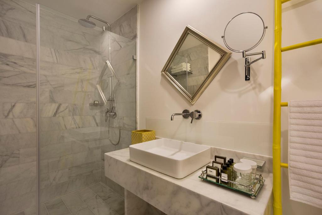 Brown Beach House Boutique Hotel