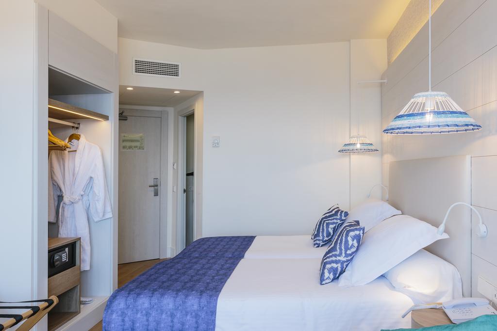 Leonardo Royal Hotel Ibiza Santa Eulalia (Formerly Alua Miami)