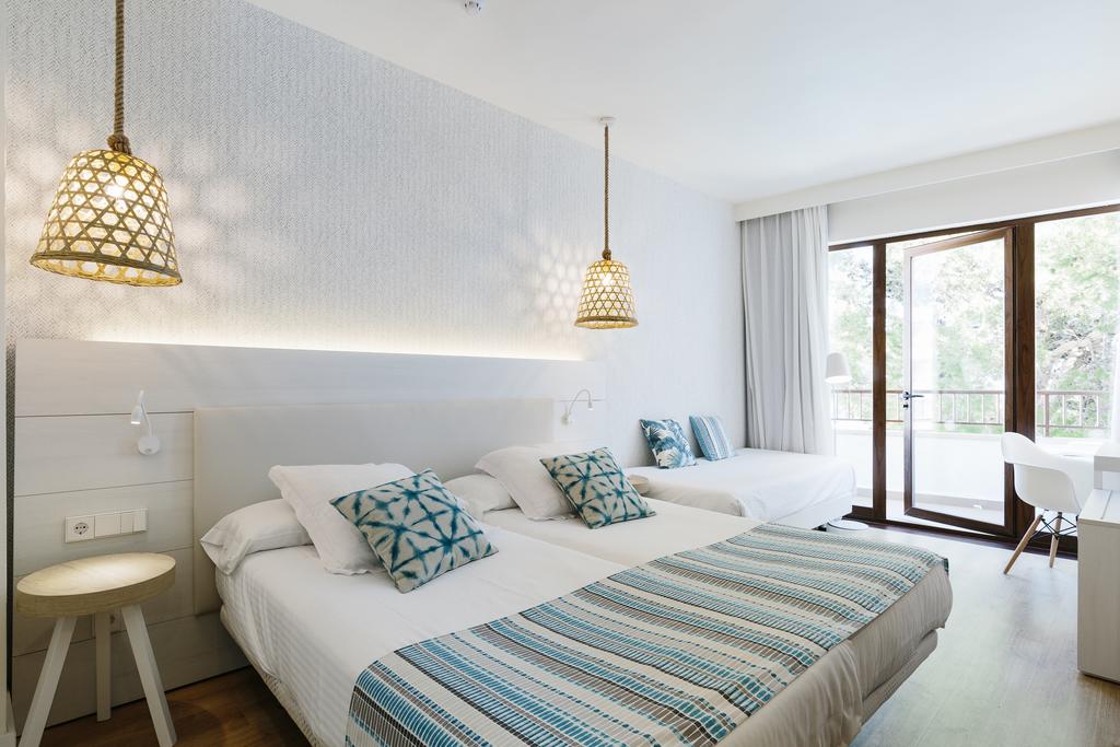 Leonardo Royal Hotel Ibiza Santa Eulalia (Formerly Alua Miami)