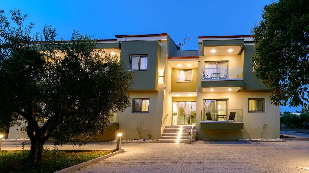 Estelle Luxury Apartments & Suites