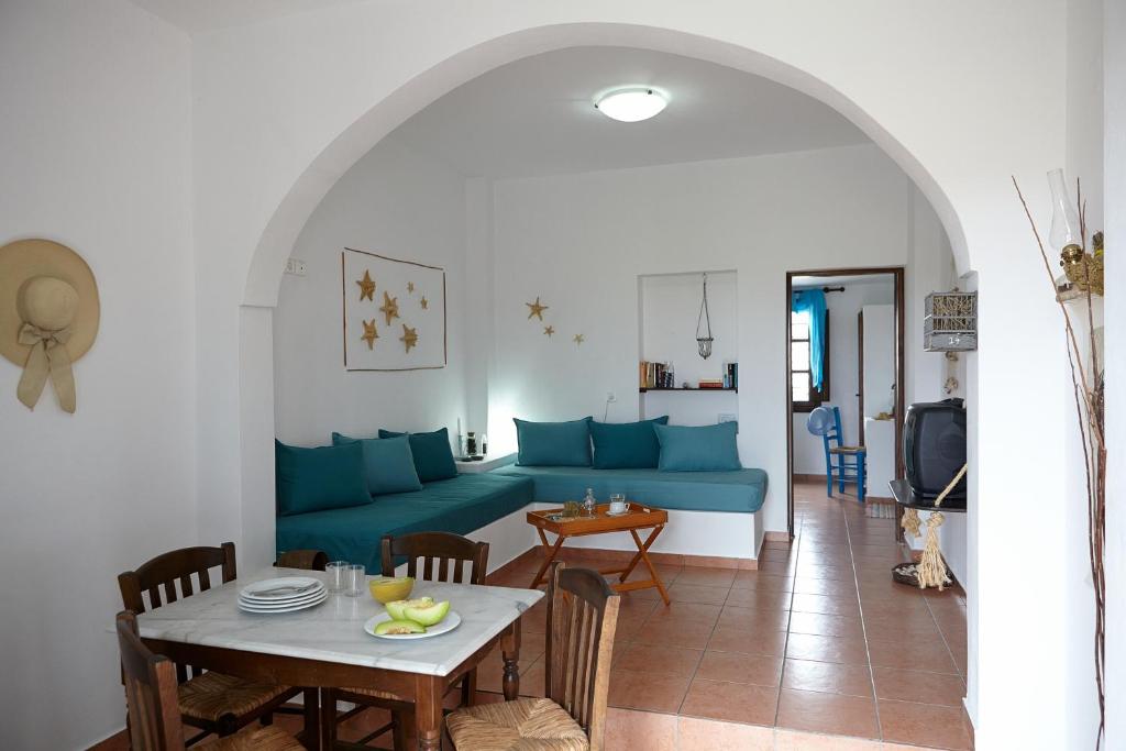 Anna Traditional Apartments Santorini