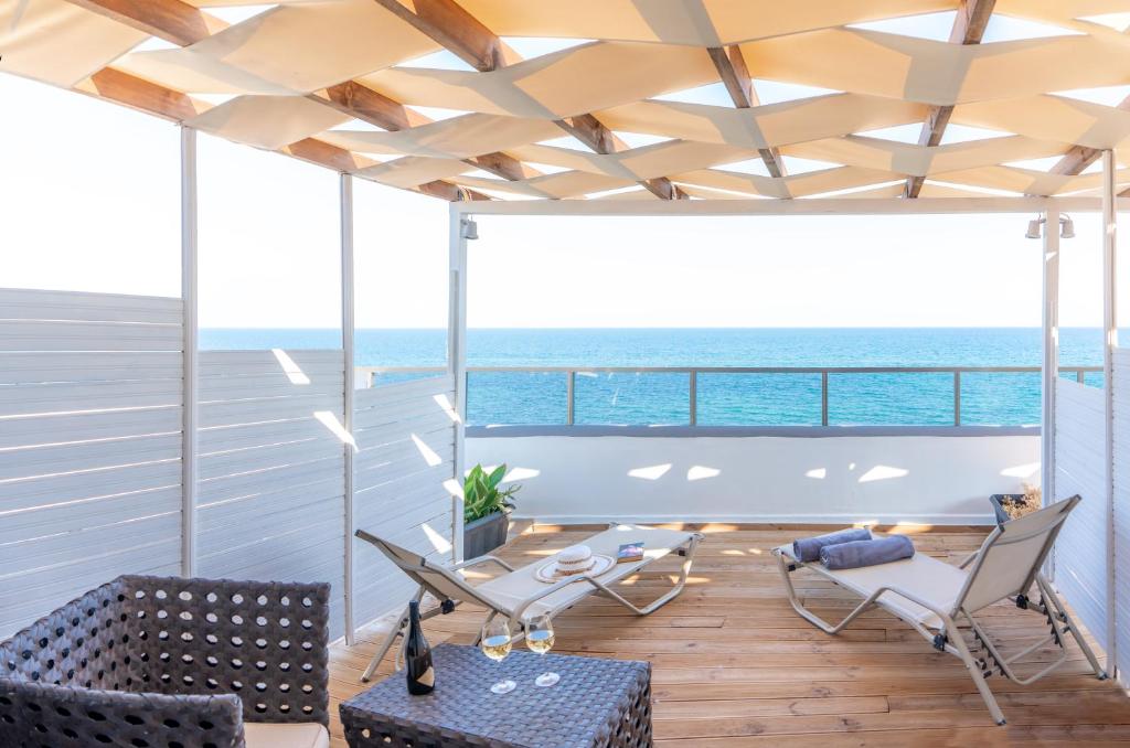 Paralia Beach Boutique Hotel