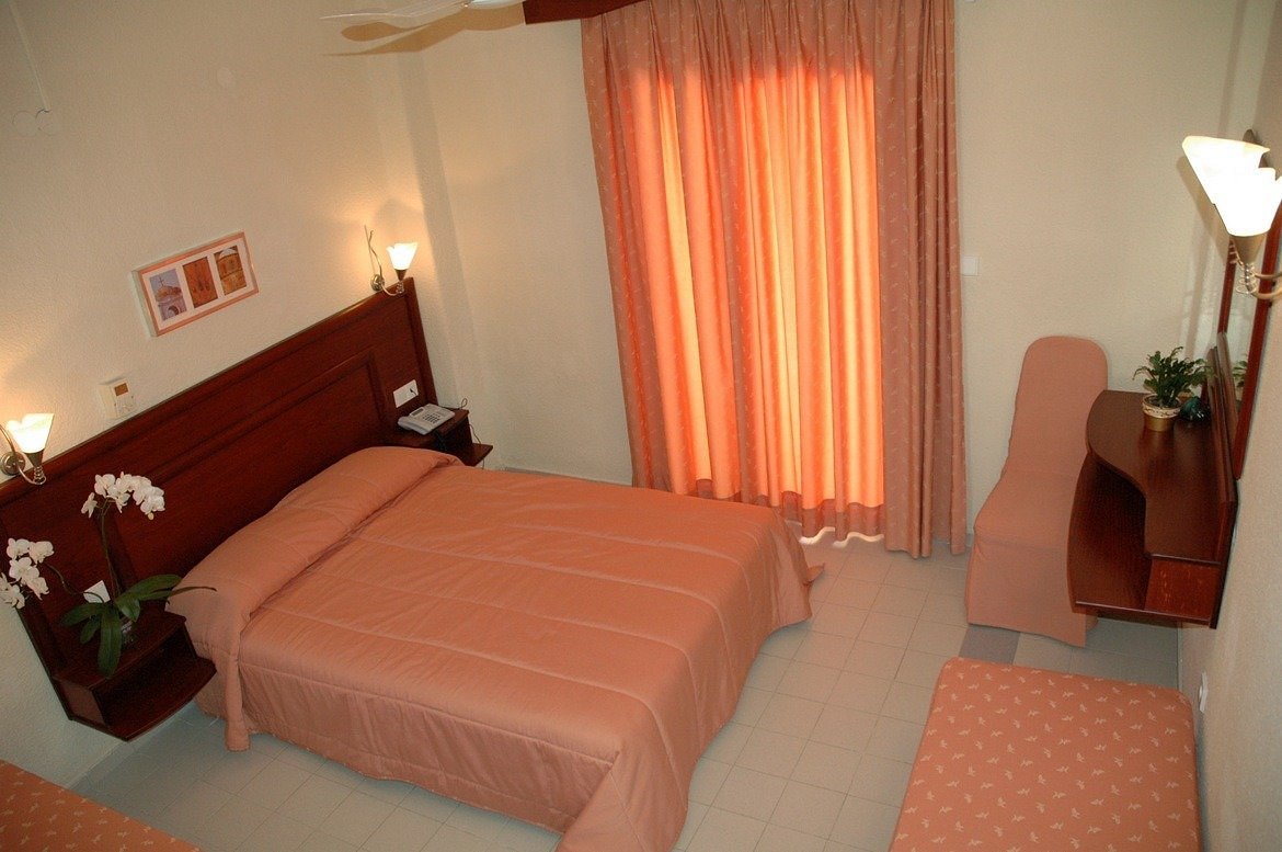 Loutra Village Holiday Apartments