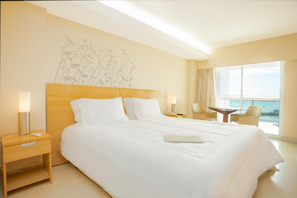 Macae Othon Suites