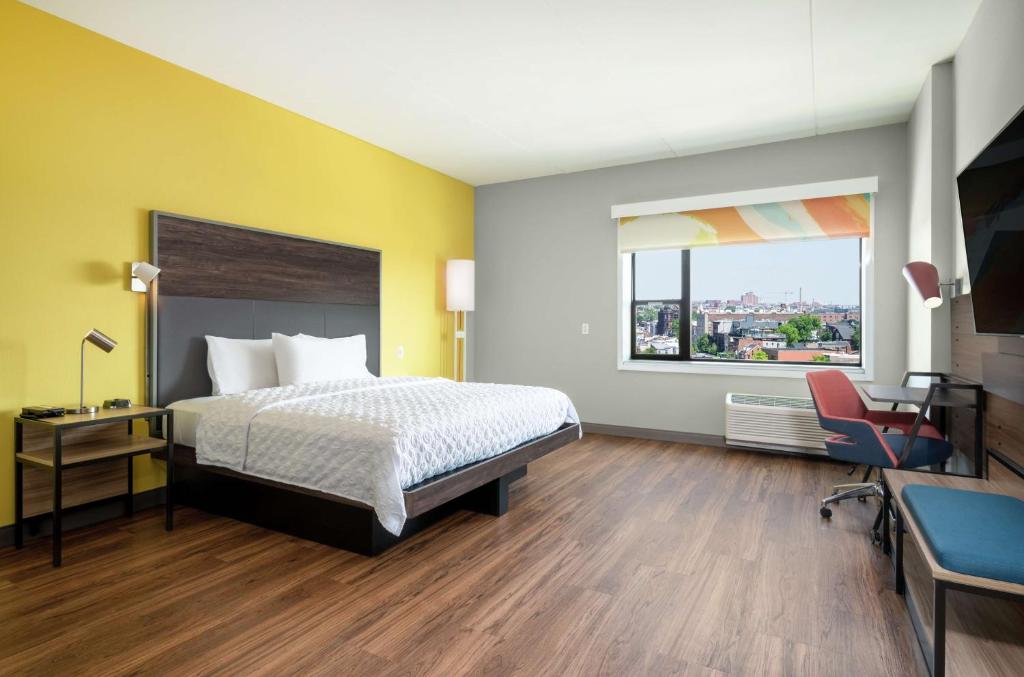 Tru By Hilton Baltimore Harbor East Md