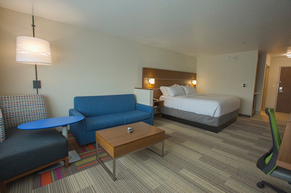 Holiday Inn Express and Suites Boise Airport
