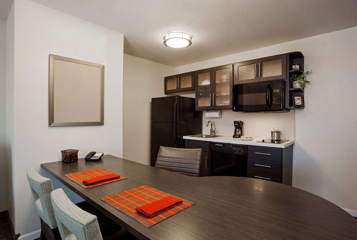 CANDLEWOOD SUITES MEMPHIS EAST
