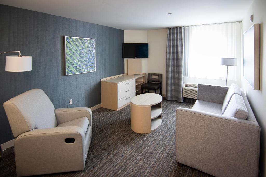 CANDLEWOOD SUITES MIAMI INTL AIRPORT - 36TH ST