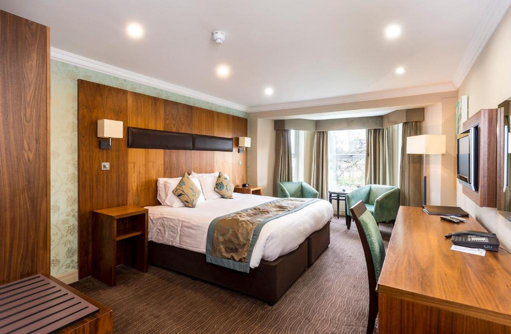Ramada by Wyndham Cheltenham