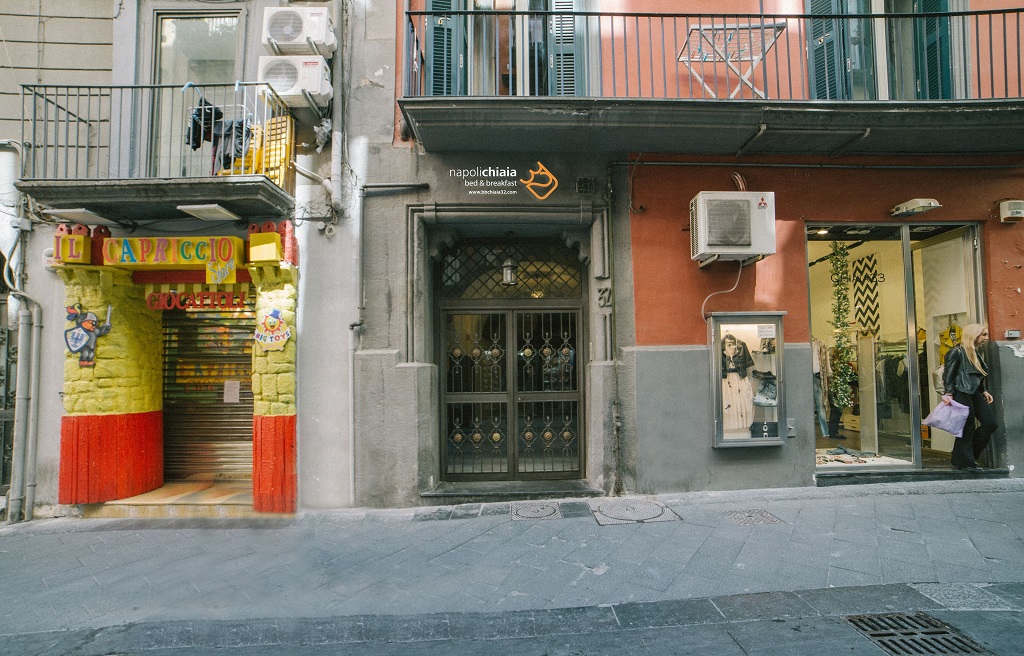 Bed And Breakfast Chiaia 32