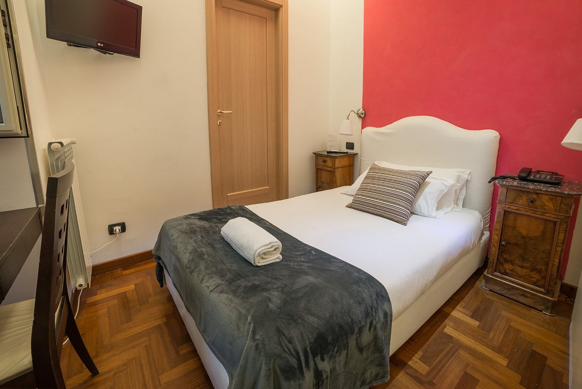 Bed And Breakfast Chiaia 32