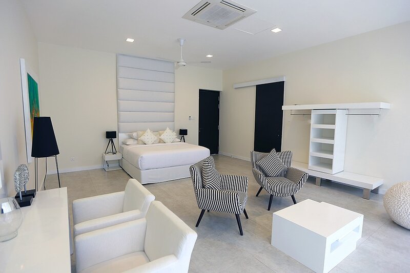 Green Turtle Villa by The Serendipity Collection