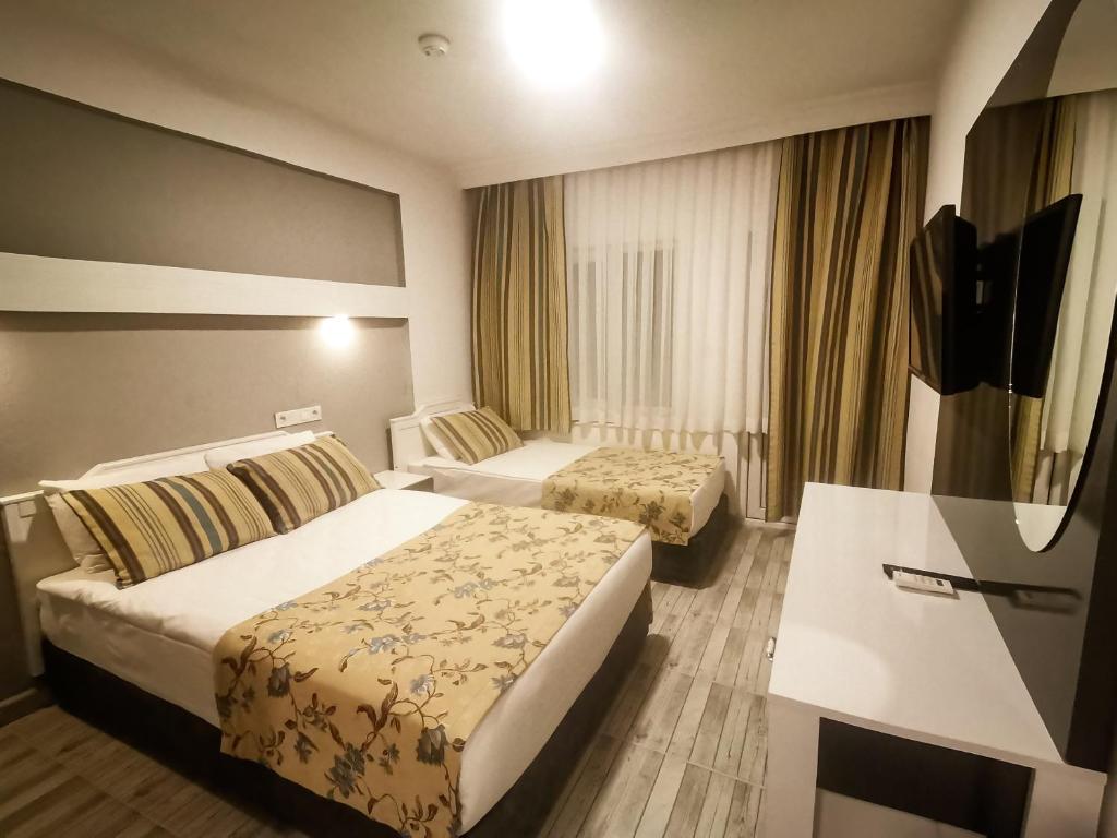 Side Spring Hotel
