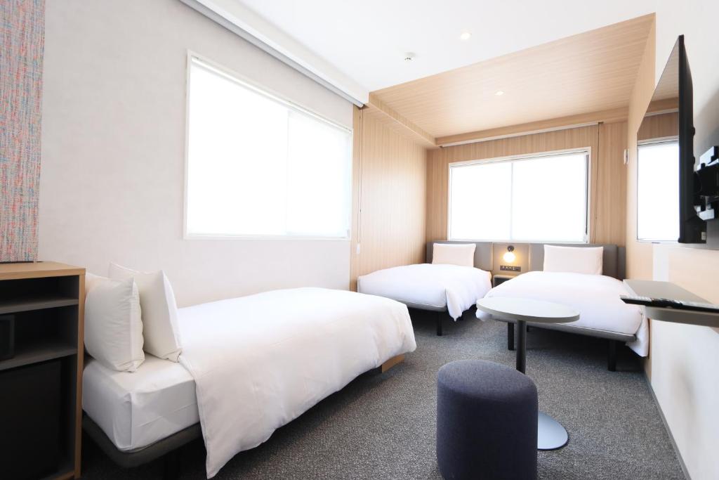 Hotel Pagong with M's