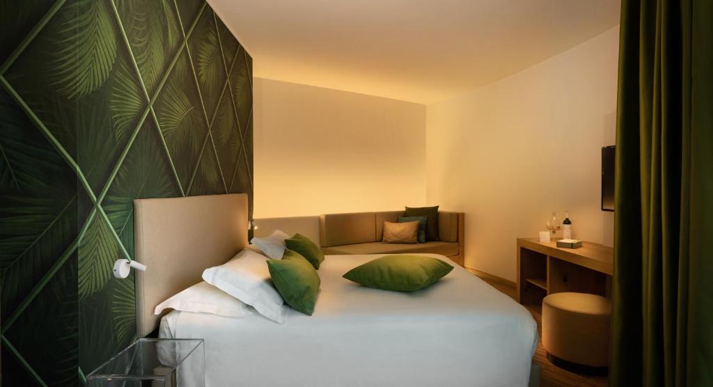 Astoria Resort (Formerly Astoria Park Hotel Spa)