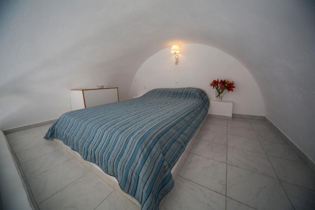 Ianthe Apartments & Villa