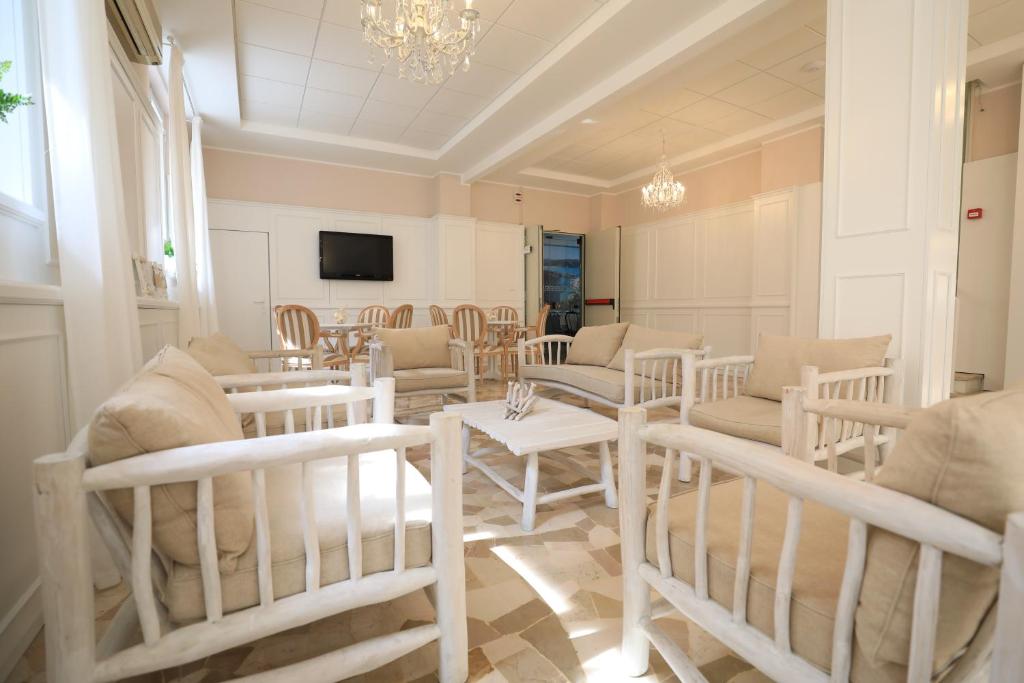 Hotel Continental Pietra Ligure