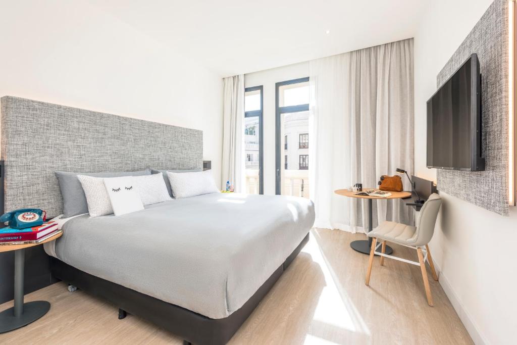 INNSiDE by Melia Madrid Gran Vía (Formerly TRYP Cibeles Hotel)