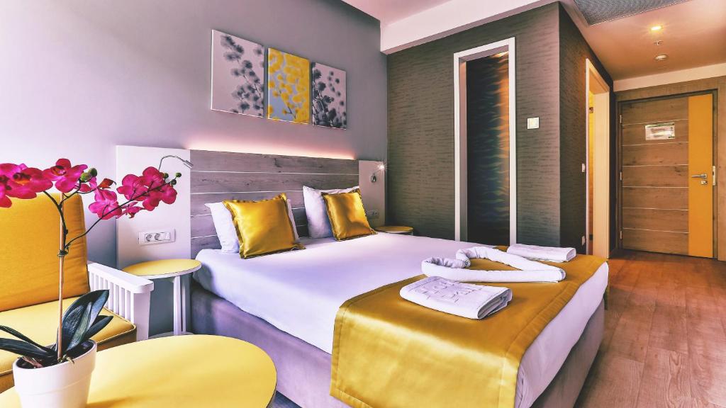 Carine Hotel Park