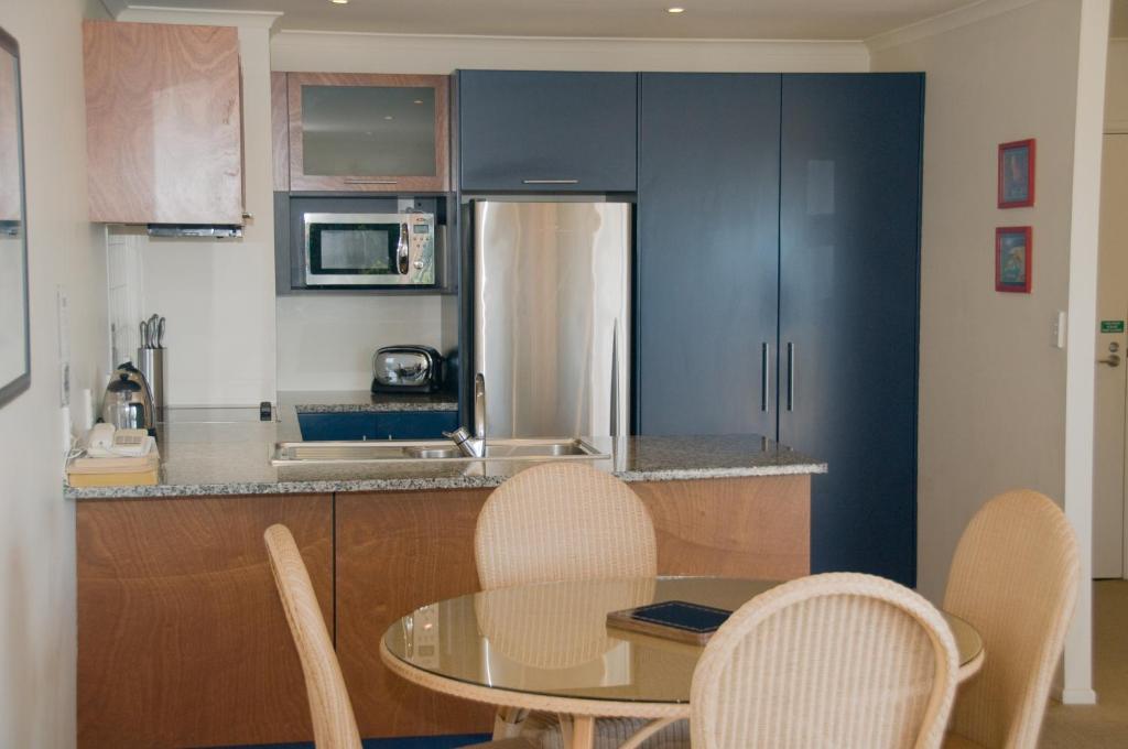 The Reef Beachfront Apartments