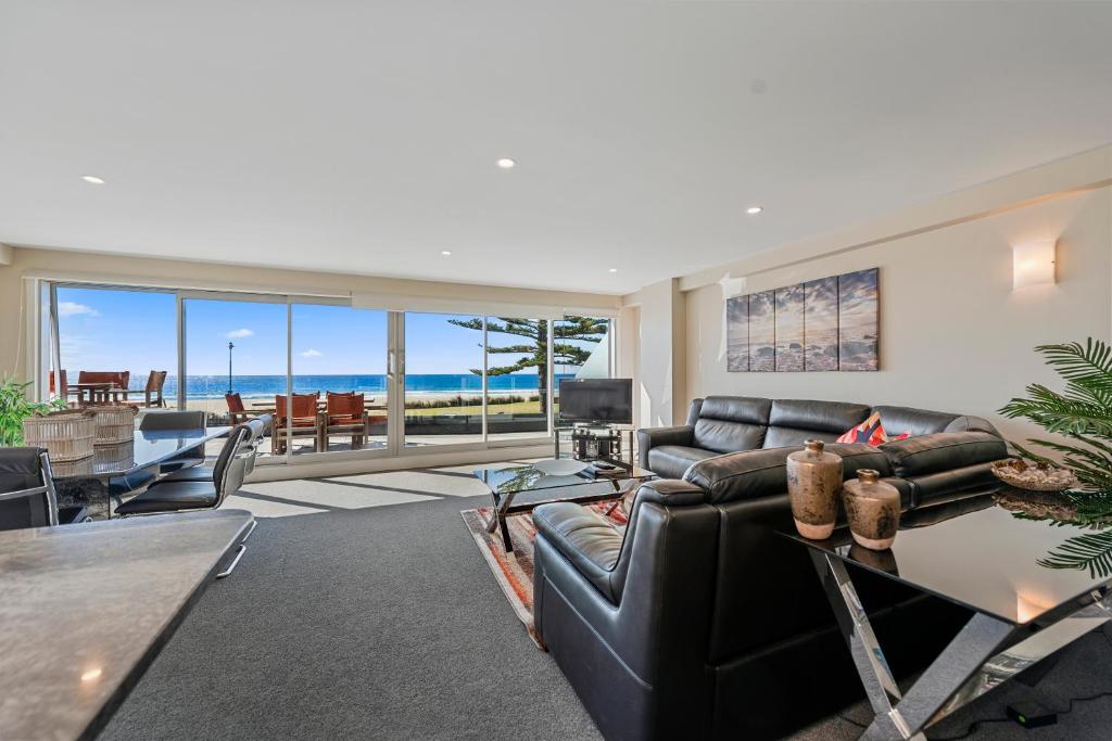 The Pavilions Beachfront Apartments