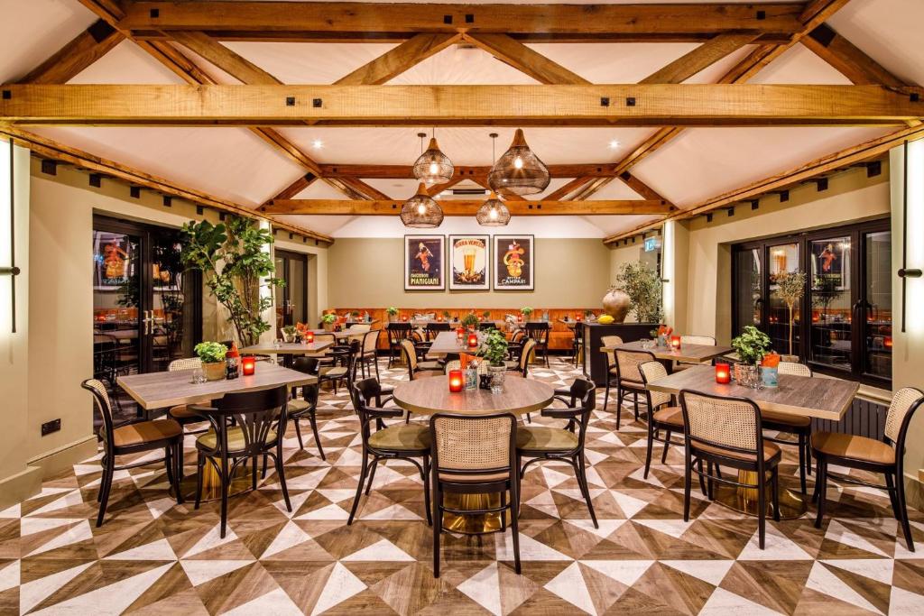 voco Lythe Hill Hotel & Spa, an IHG Hotel