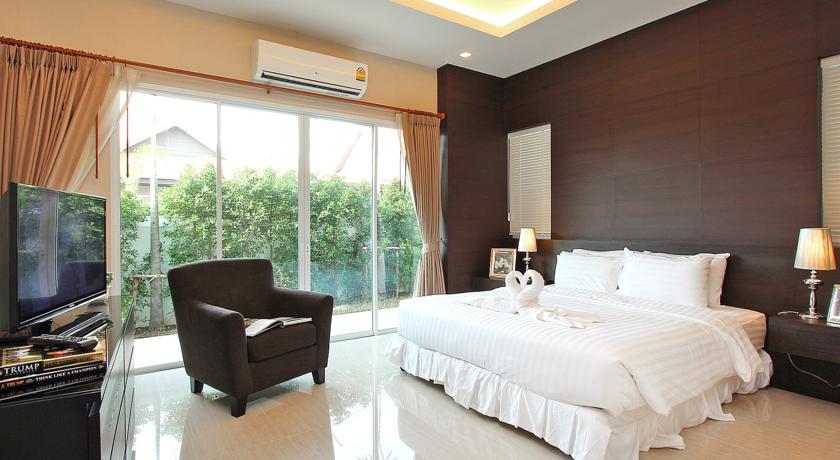 The Ville Jomtien Pool Villa