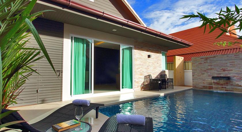 The Ville Jomtien Pool Villa