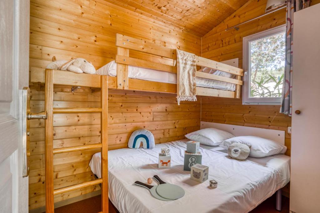 Lagrange Vacances Camping Le Bois Fleuri