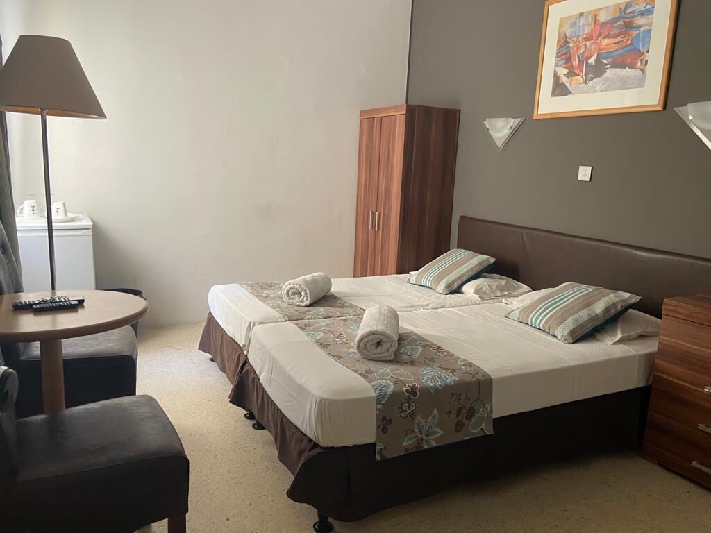 Pierre De Soleil Guesthouse (Formerly Sunstone)
