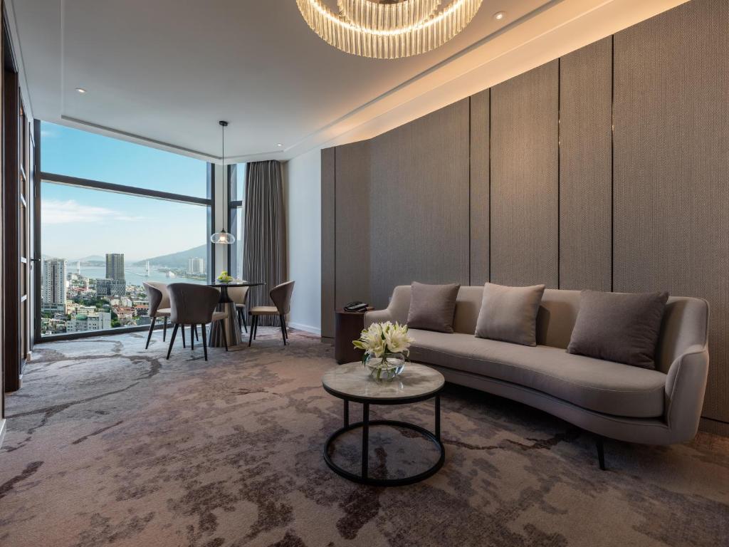 Bay Capital Danang