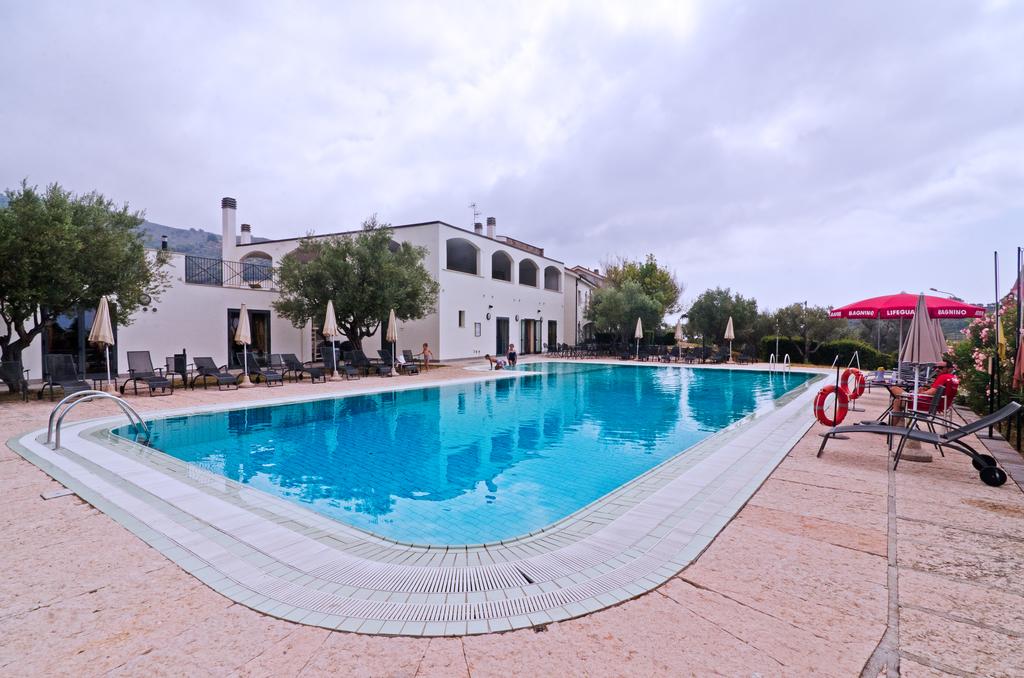 Castellaro Golf Resort