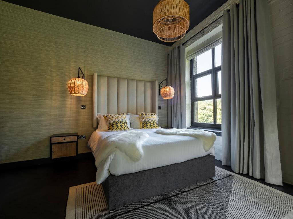 Bowers Mill Aparthotel