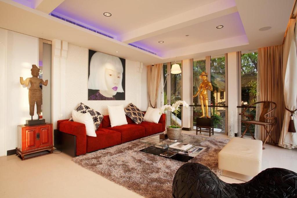 Bluesiam Villa