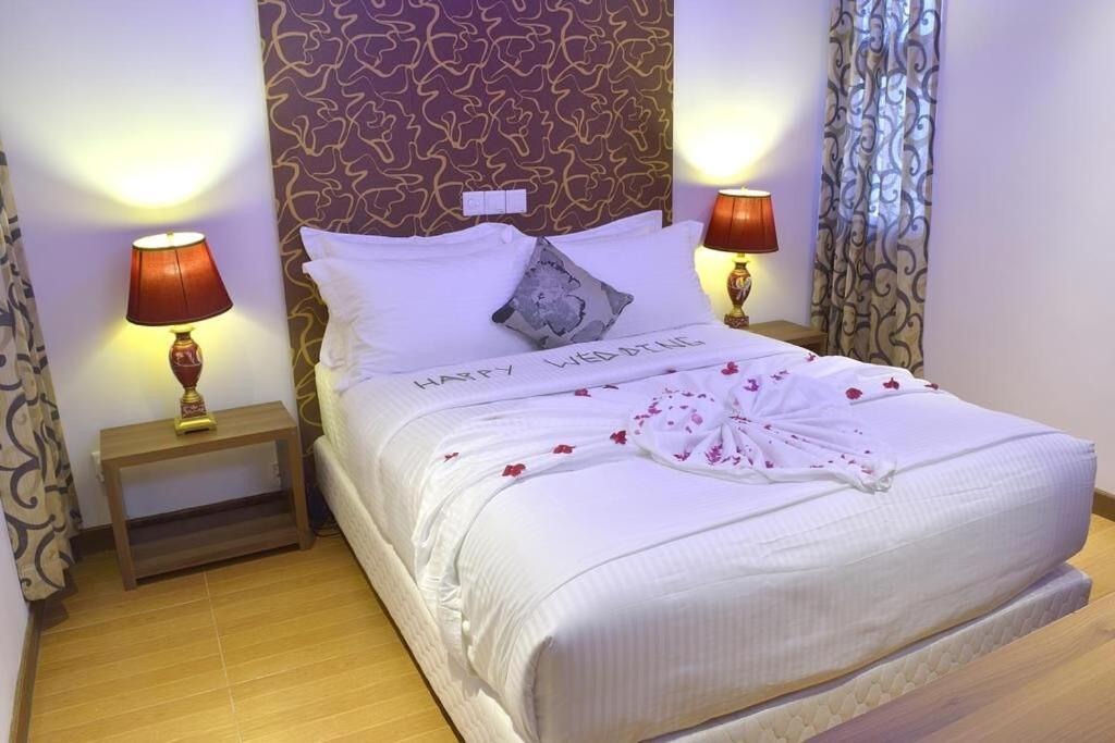 Ui Hotels