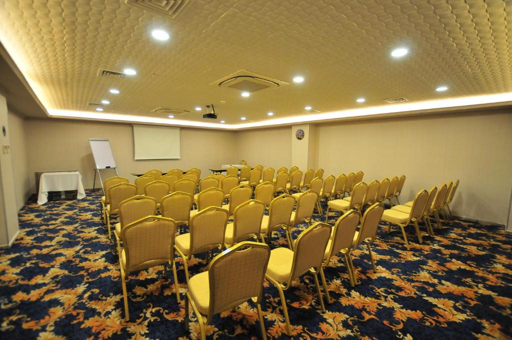 Ramada by Wyndham Usak