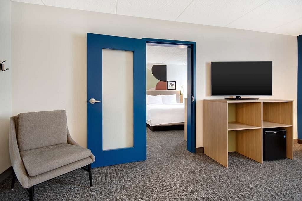 Country Inn and Suites By Carlson, Rochester Brighton, NY
