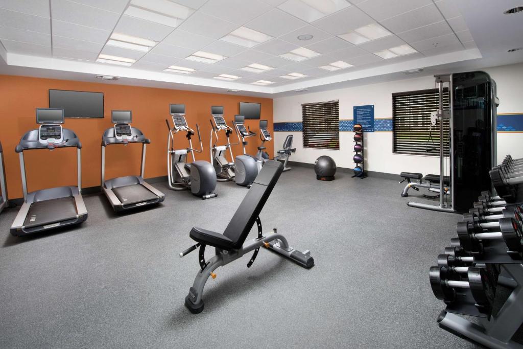 HAMPTON INN & SUITES SAN ANTONIO LACKLAND AFB SEAWORLD