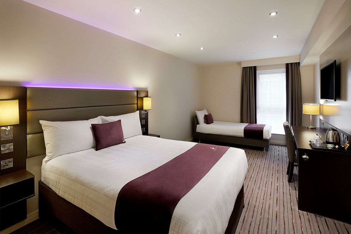 PREMIER INN LONDON GREENFORD