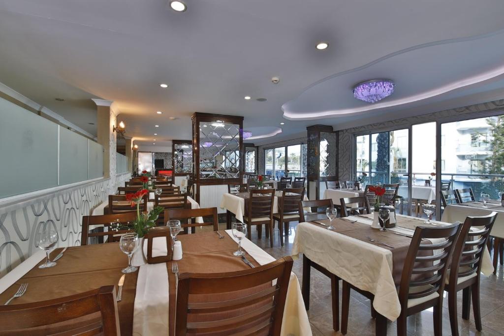Opia Boutique Hotel