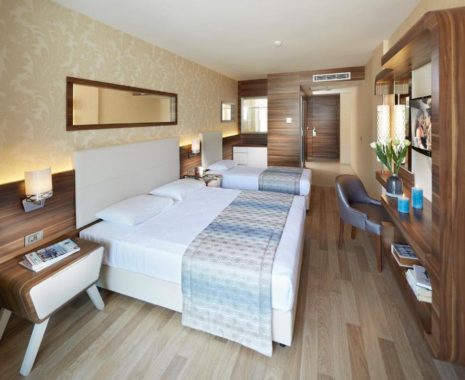 Emre Beach Hotel